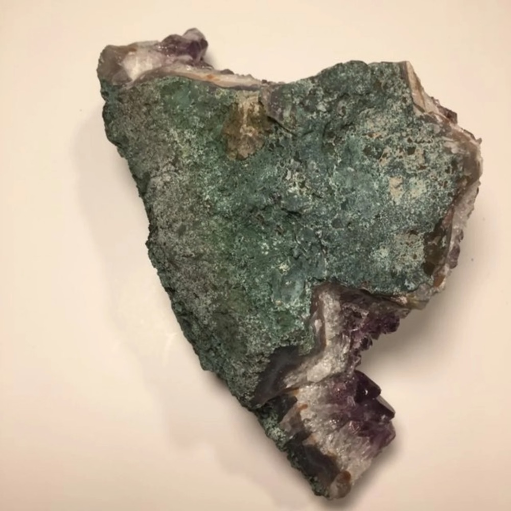 Large Amethyst Crystal - Picture 7 of 8